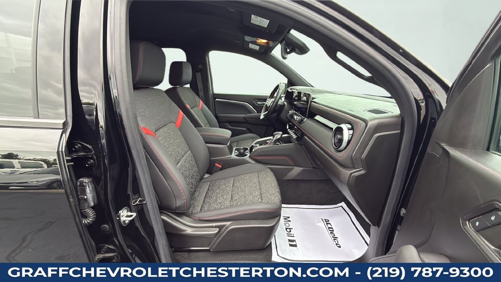 Used 2023 Chevrolet Colorado Z71 AWD/4WD image 34