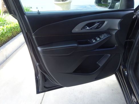 Certified 2021 Chevrolet Traverse LS image 27