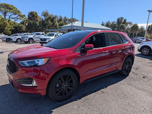 Certified 2024 Ford Edge ST-Line AWD/4WD image 8