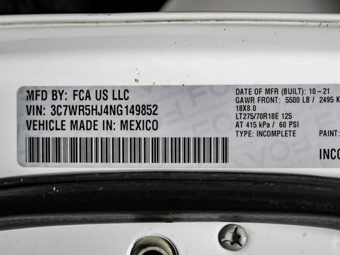 Used 2022 RAM 2500 Tradesman w/ Chrome Appearance Group AWD/4WD image 58