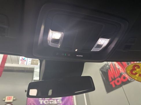 Used 2023 GMC Sierra 1500 SLT w/ SLT Premium Package image 14