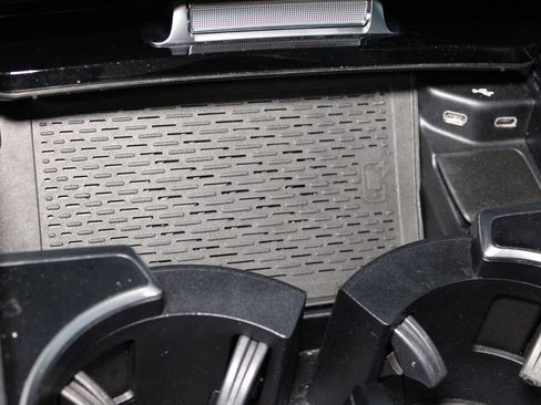 Used 2024 Mercedes-Benz GLE 350 4MATIC image 18