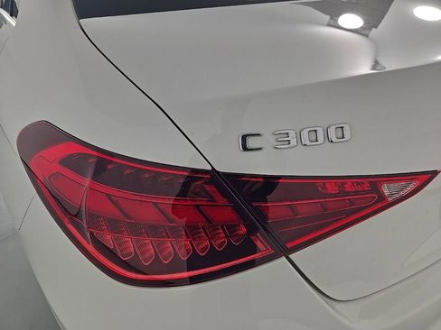 Used 2022 Mercedes-Benz C 300 C 300 image 9