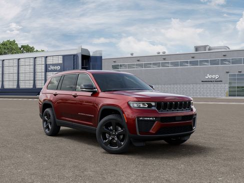 New 2026 Jeep Grand Cherokee L Limited w/ Limited Altitude Package AWD/4WD image 5