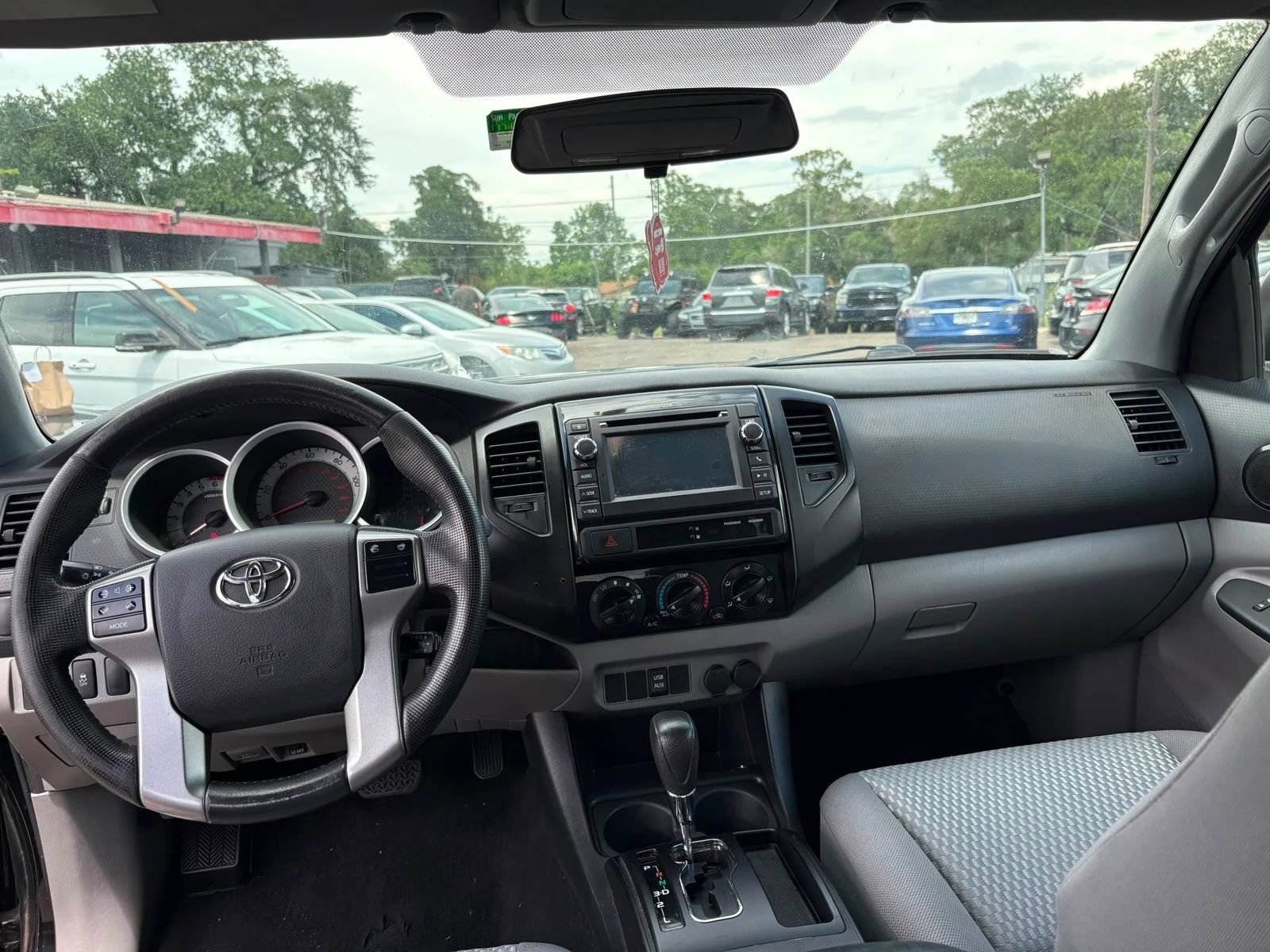 Used 2013 Toyota Tacoma PreRunner w/ Convenience Pkg RWD image 10