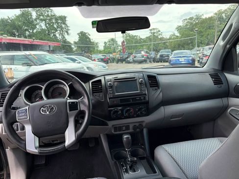 Used 2013 Toyota Tacoma PreRunner w/ Convenience Pkg RWD image 10