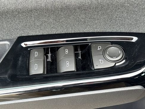 New 2026 Honda Prologue EX image 12