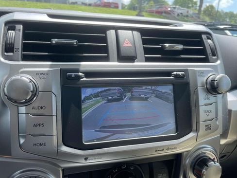 Used 2019 Toyota 4Runner SR5 Premium AWD/4WD image 26