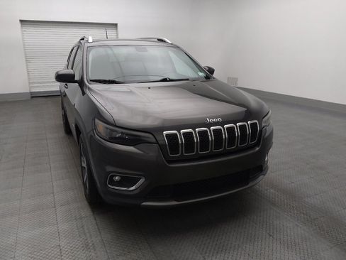 Used 2019 Jeep Cherokee Limited image 14