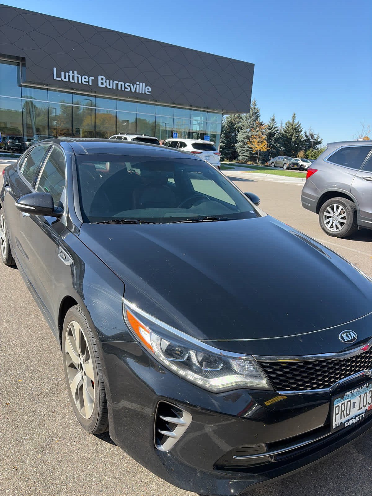 Used 2017 Kia Optima SX w/ Launch Edition Package FWD image 2
