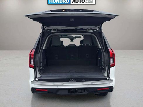 Used 2025 Ford Expedition Active image 11