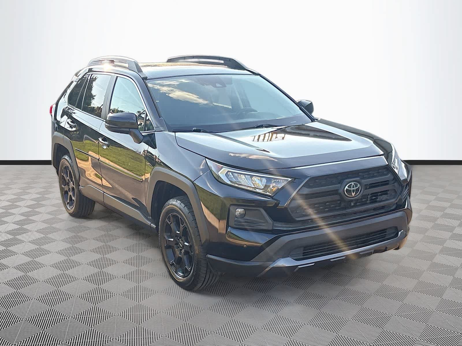 Used 2020 Toyota RAV4 TRD Off-Road AWD/4WD image 3