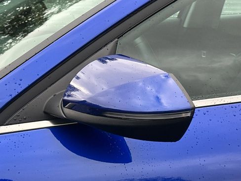 Used 2025 Hyundai Elantra Limited image 48