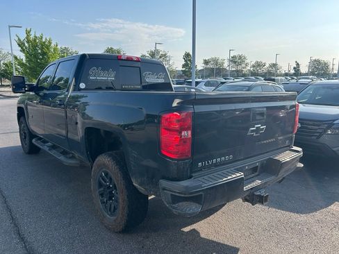 Used 2019 Chevrolet Silverado 2500 LT w/ Midnight Edition AWD/4WD image 3