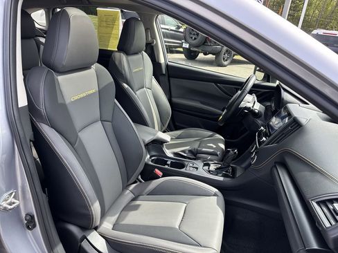 Used 2022 Subaru Crosstrek 2.5i Sport w/ Moonroof Package image 27