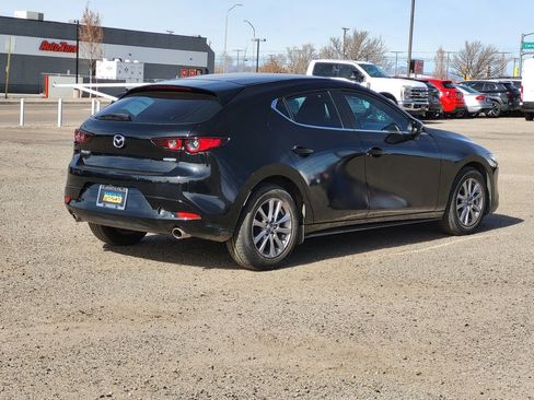 Used 2021 MAZDA MAZDA3 s image 5