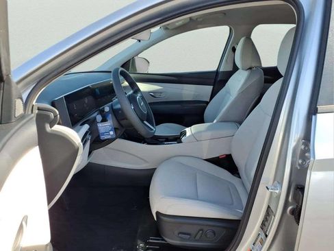New 2026 Hyundai Tucson SEL FWD image 9