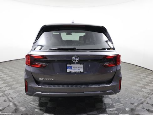 Used 2026 Honda Odyssey EX-L image 6