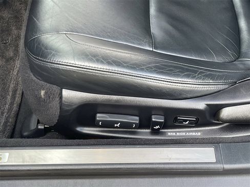 Used 2003 Lexus SC 430 Convertible image 19