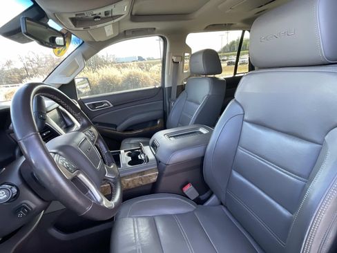 Used 2016 GMC Yukon Denali w/ Open Road Package image 21