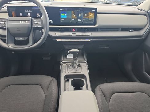 New 2027 Kia Seltos S FWD image 13