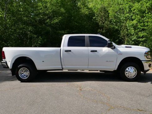 Used 2025 RAM 3500 Lone Star image 48