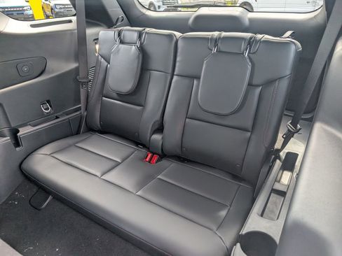 New 2026 Ford Explorer ST-Line AWD/4WD image 7