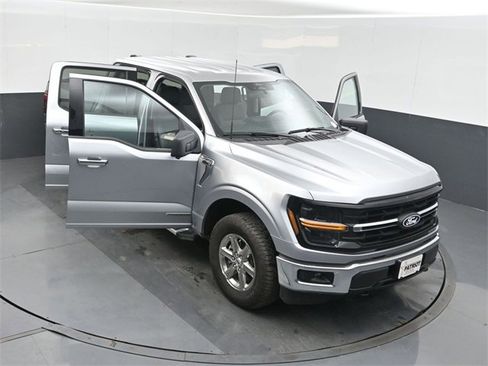 Used 2024 Ford F150 XLT w/ Mobile Office Package image 47