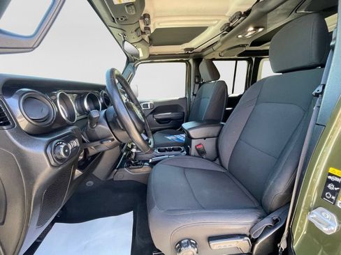 Used 2022 Jeep Wrangler Unlimited Sport AWD/4WD image 23