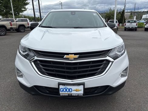 Used 2020 Chevrolet Equinox LS w/ LPO, Cargo Package AWD/4WD image 3