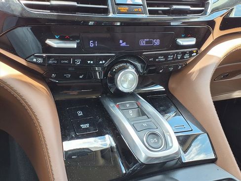 Used 2023 Acura MDX SH-AWD w/ Advance Package image 16