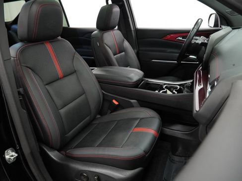 Used 2024 Chevrolet Traverse RS AWD/4WD image 33