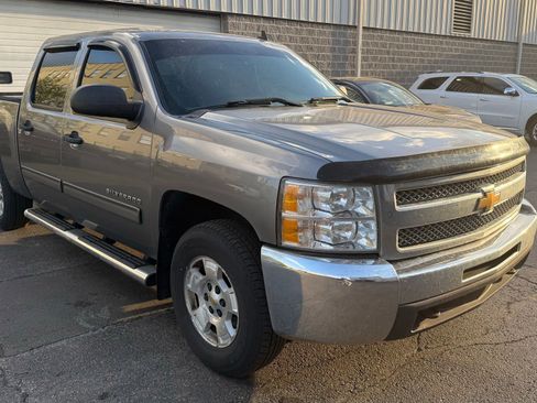 Used 2013 Chevrolet Silverado 1500 LT w/ All-Star Edition AWD/4WD image 4
