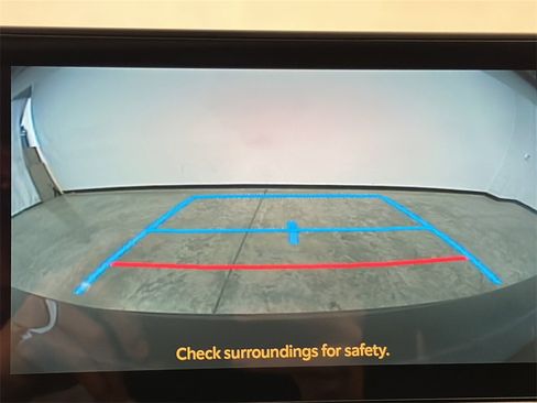 Used 2024 Toyota Prius XLE image 21