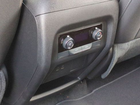 New 2026 Chevrolet Traverse LT image 21