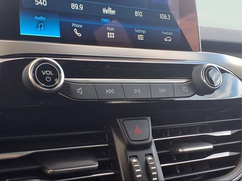 Used 2025 Ford Escape Active w/ Cold Weather Package image 7