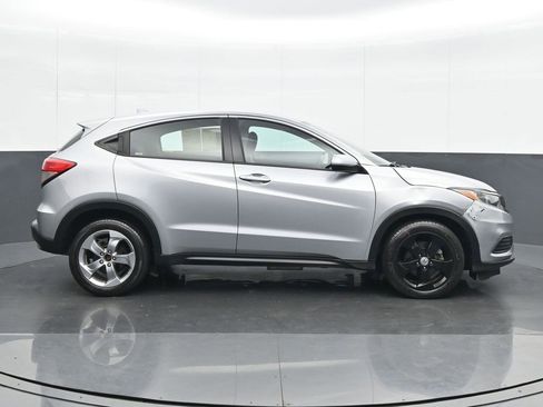 Used 2019 Honda HR-V LX image 7