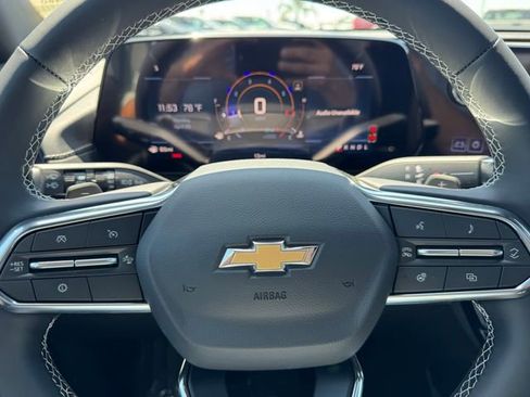 New 2026 Chevrolet Traverse LT w/ Sun and Wheel Package image 19