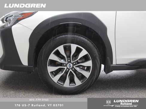Used 2023 Subaru Outback Limited image 41
