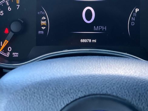 Used 2018 Jeep Grand Cherokee Limited image 29