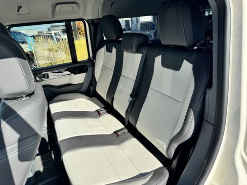 New 2025 INEOS Grenadier Fieldmaster Edition image 10