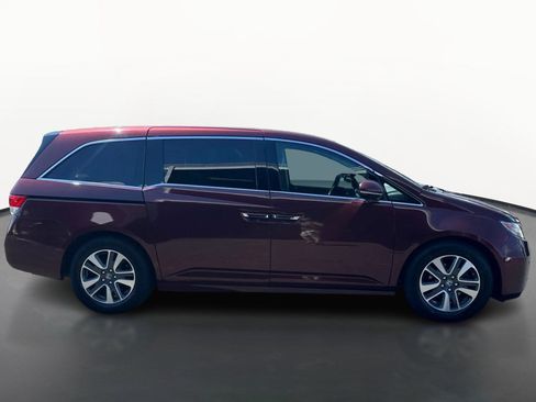 Used 2016 Honda Odyssey Touring image 2