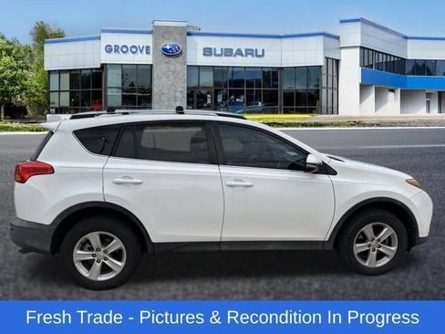Used 2013 Toyota RAV4 XLE AWD/4WD image 6