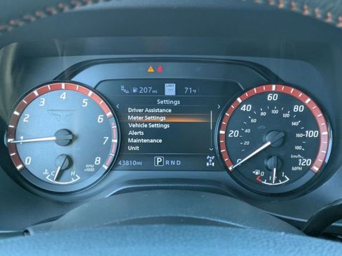 Used 2024 Nissan Titan PRO-4X w/ Pro-4x Utility Package AWD/4WD image 16