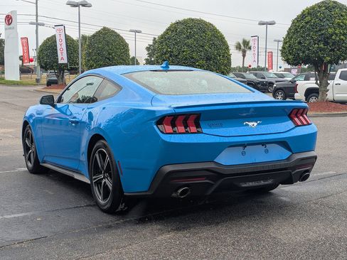 Used 2024 Ford Mustang Premium RWD image 5