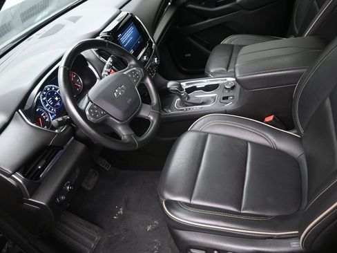 Used 2023 Chevrolet Traverse Premier w/ Redline Edition image 13
