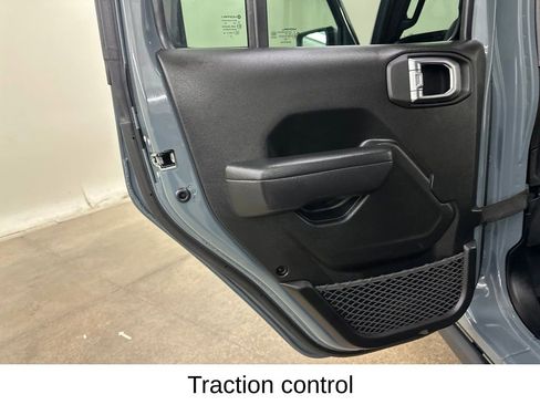 Used 2025 Jeep Wrangler Unlimited Rubicon 4xe w/ Safety Group AWD/4WD image 28