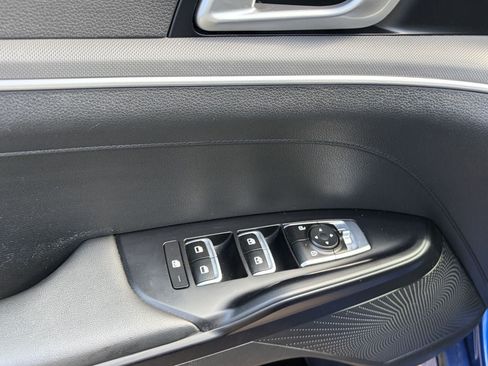 Used 2022 Kia K5 GT-Line FWD image 9