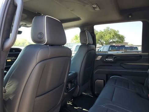 New 2026 GMC Sierra 2500 AT4X AWD/4WD image 11