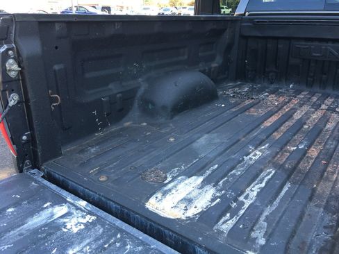 Used 2019 Toyota Tundra SR5 AWD/4WD image 34